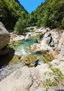 randonnée aquatique et toboggans naturels Gorges du Loup